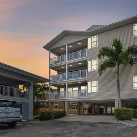 Buy this 3 bed condo on 98 18th Avenue North in Indian Rocks Beach, Pinellas County