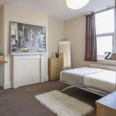 Image 4 - 241 Kilburn High Road, London, NW6 2BS, United Kingdom - Room for rent