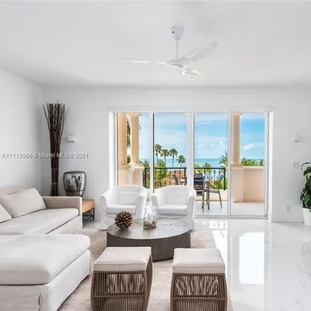 Image 2 - Provident Luxury Suites Fisher Island, Fisher Island Drive, Miami-Dade County, FL 33109, USA - Condo for rent