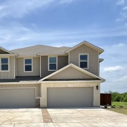 Rent this 3 bed house on Harvest Moon Drive in Ellis County, TX 76084