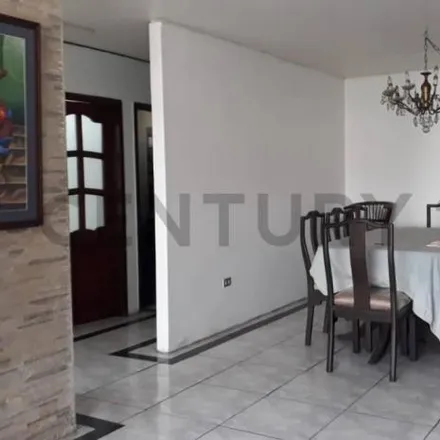 Image 2 - Condominio Quito, Avenida Quito, 090308, Guayaquil, Ecuador - Apartment for rent