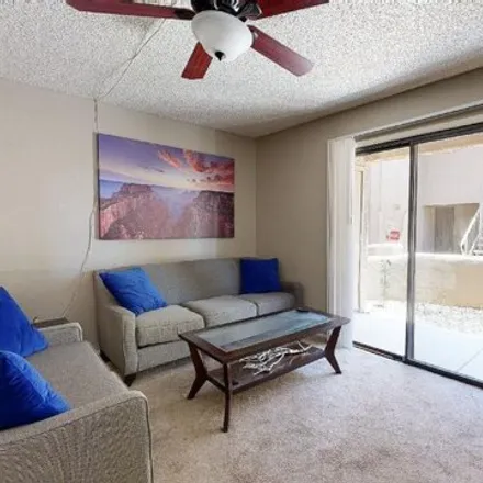 Image 2 - 8115 East Roosevelt Street, Scottsdale, AZ 85257, USA - Apartment for rent