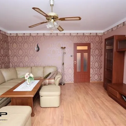 Rent this 3 bed apartment on Przedszkole Publiczne nr 2 im. Wandy Chotomskiej in Akacjowa, 72-100 Goleniów