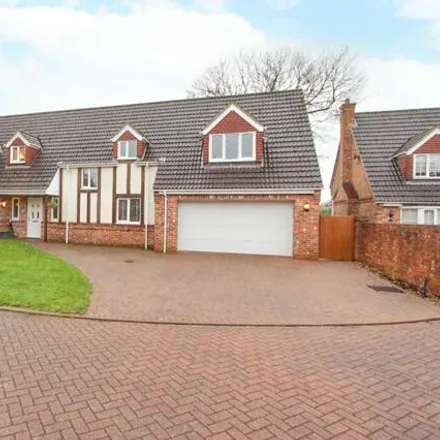 Buy this 4 bed house on Stone Croft in Doncaster, DN4 6SZ