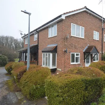 Image 1 - Warrenside, Braintree, CM7 1TG, United Kingdom - House for rent