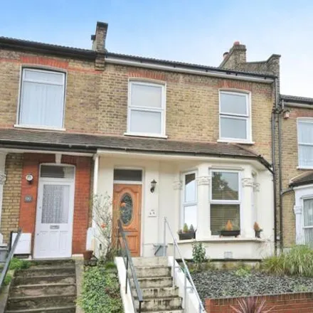 Buy this 3 bed townhouse on Braidwood Road in London, SE6 1QU