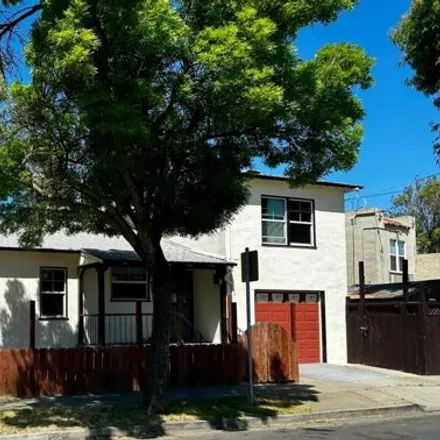 Buy this 4 bed house on 400 West 11th Street in Pittsburg, CA 94565