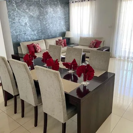 Rent this 3 bed apartment on unnamed road in Hunupitiya, Colombo 00200