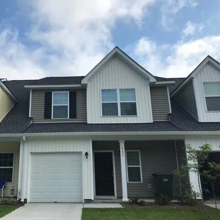 Buy this 3 bed townhouse on 135 Buchanan Circle in Goose Creek, SC 29445