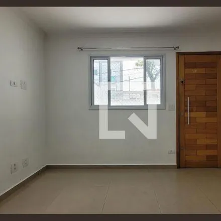 Rent this 2 bed house on Rua Beirute in Jardim das Maravilhas, Santo André - SP