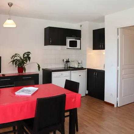Image 9 - 05200 Arrondissement de Gap, France - Apartment for rent