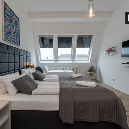 Rent this 3 bed apartment on U Rosenthaler Platz in Torstraße, 10119 Berlin