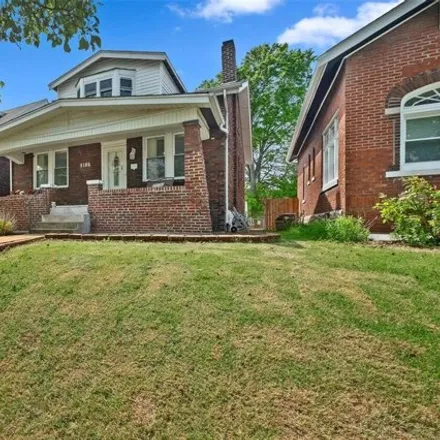 Image 4 - 5194 Goethe Avenue, St. Louis, MO 63109, USA - House for sale