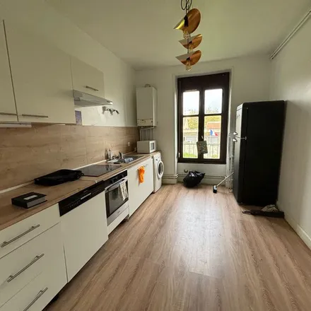 Rent this 1 bed apartment on 4 Place de l'Hôtel de Ville in 08000 Charleville-Mézières, France