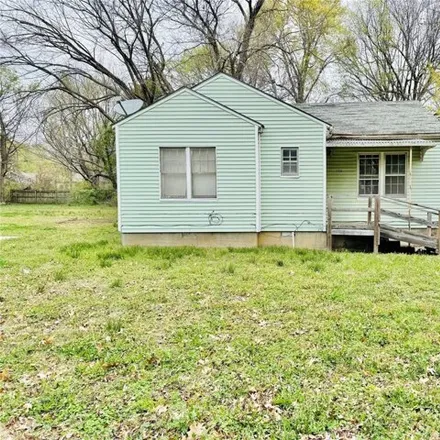 Buy this 2 bed house on 2472 Garland Street in Muskogee, OK 74401
