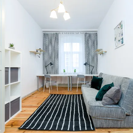 Rent this 4 bed room on Stanisława Staszica 3 in 60-531 Poznań, Poland