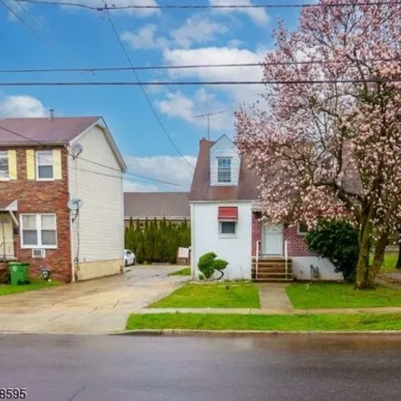 Rent this 4 bed house on 841 Spruce Street in Roselle, NJ 07203