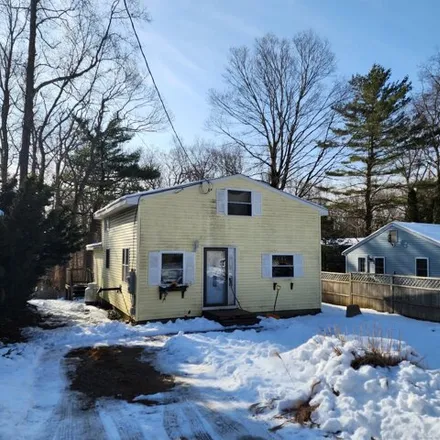 Rent this 2 bed house on 27 Circle Dr in Ashford, Connecticut