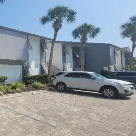 Buy this 2 bed condo on 1048 West Peppertree Way in Siesta Key, FL 34242