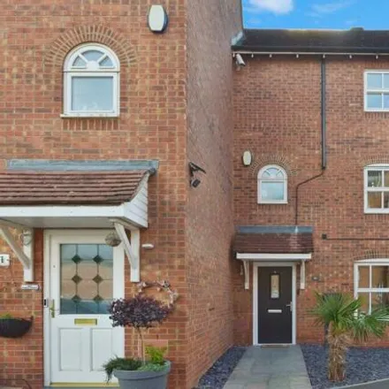 Buy this 3 bed townhouse on Bridgemere Close in Milton Keynes, MK4 4GL