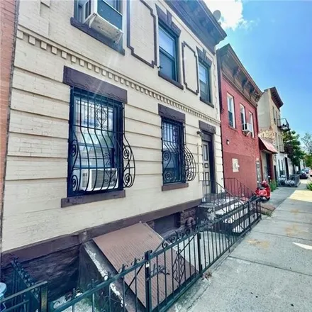 Image 2 - 13 Denton Place, New York, NY 11215, USA - Townhouse for sale