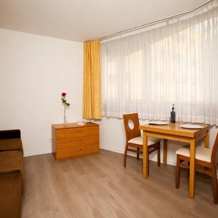 Rent this 2 bed apartment on 132 Rue de Lagny in 93100 Montreuil, France