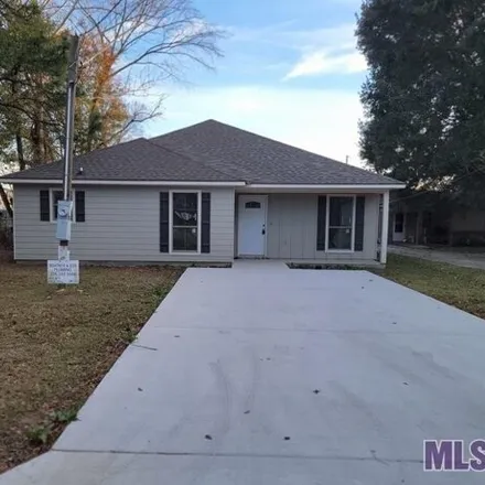 Buy this 4 bed house on 4952 Washington Avenue in Smiley Heights, Baton Rouge