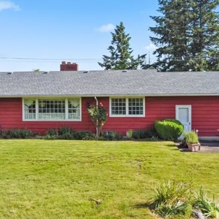 Buy this 3 bed house on 1550 Rosemont Rd in West Linn, Oregon