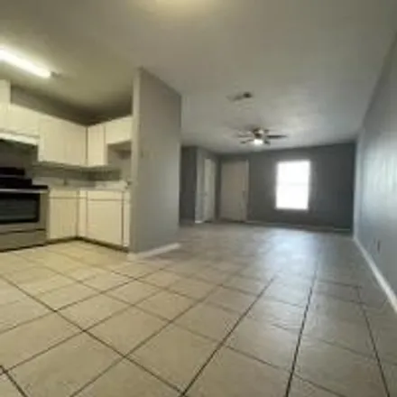 Image 3 - 262 Howell Street, Florence, TX 76527, USA - Apartment for rent