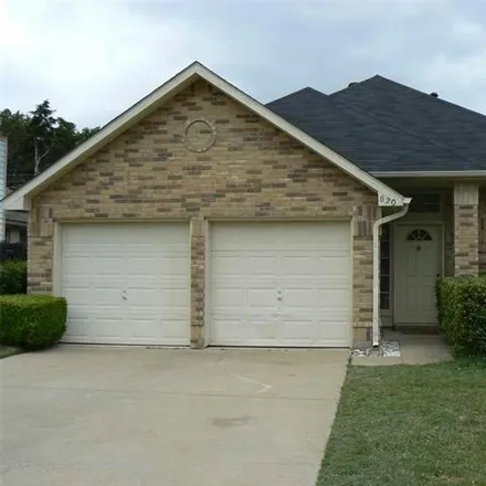Rent this 3 bed house on 820 Clover Hill Ln in Cedar Hill, Texas