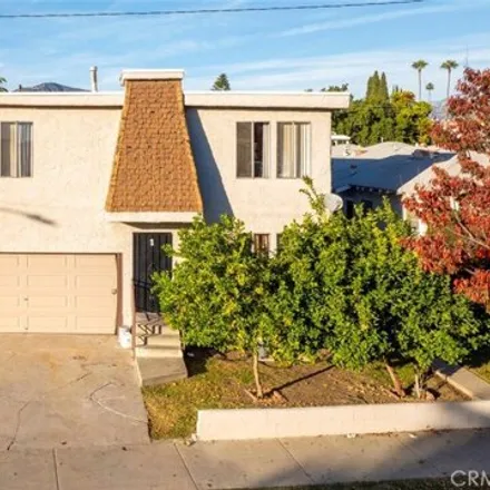 Buy this 1studio house on 319 East Maple Street in Glendale, CA 91205