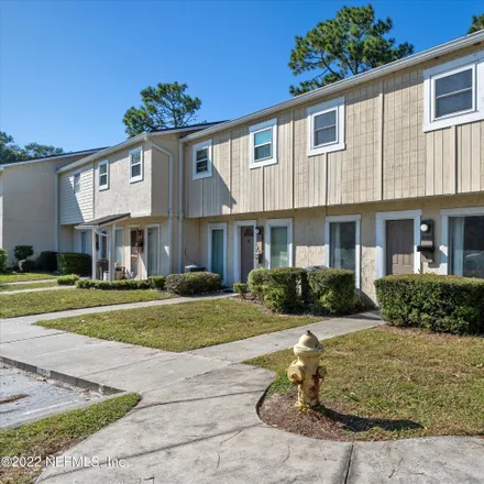 Buy this 3 bed townhouse on 11346 Bedford Oak Drive in Jacksonville, FL 32225