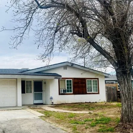 Rent this 3 bed house on 39568 Armfield Avenue in Palmdale, CA 93551