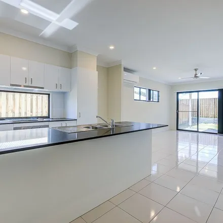 Image 9 - Barley Street, Park Ridge QLD 4125, Australia - Apartment for rent