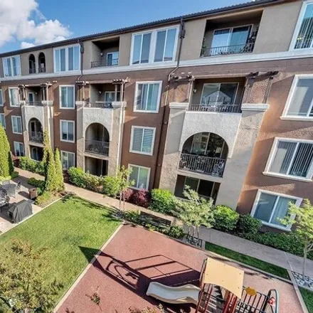 Buy this 1 bed condo on 801 Winchester Boulevard in San Jose, CA 95117