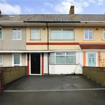 Buy this 3 bed townhouse on Ashton Vale Primary School in Avebury Road, Bristol