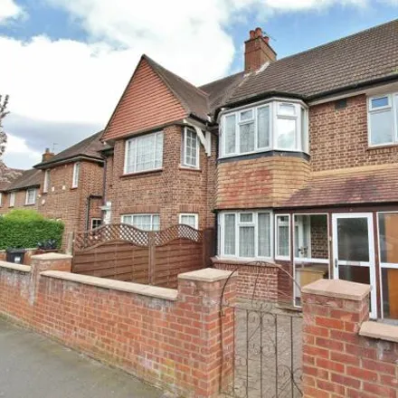 Buy this 3 bed townhouse on Marlborough Road in London, TW7 5BZ