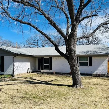 Image 2 - 424 Oakwood Drive, Eastland, TX 76448, USA - House for sale