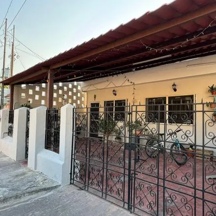 Buy this 3 bed house on Calle 21 in Rinconada de Chuburná, 97120 Mérida
