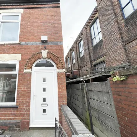 Rent this 2 bed townhouse on Edgeley Shopping Centre in 31 St Matthew's Road, Stockport