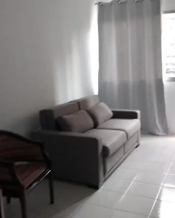 Buy this 2 bed apartment on Hidrostyllus Acessórios para Piscinas in Rua Santa Justina 462, Vila Olímpia