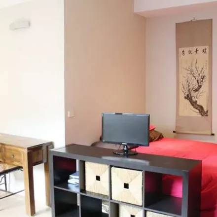 Rent this 1 bed apartment on 7 Rue Pierre Demours in 75017 Paris, France