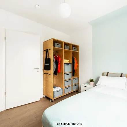 Image 1 - F1, Klara-Franke-Straße 22, 10557 Berlin, Germany - Room for rent