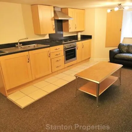 Image 2 - Moorfield Avenue, Manchester, M20 4NE, United Kingdom - Room for rent