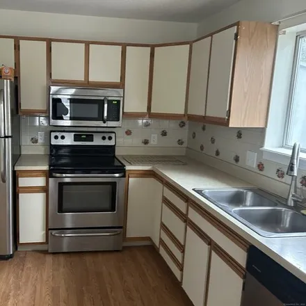 Rent this 2 bed house on 581 Highland Avenue in Town Plot Hill, Waterbury