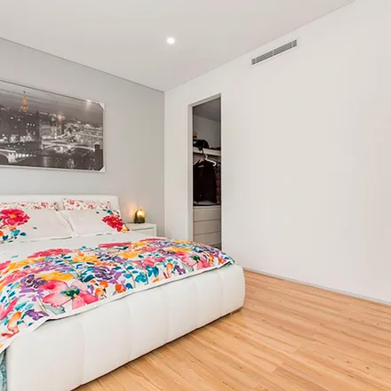 Rent this 5 bed apartment on Relay Lane in Floreat WA 6014, Australia