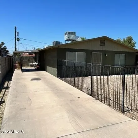 Buy this studio house on 10630 North 16th Avenue in Phoenix, AZ 85021