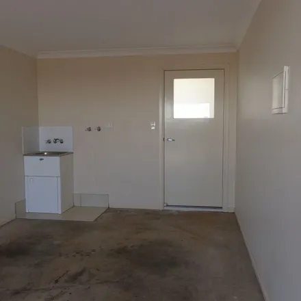 Image 9 - Gostwyck Street, Newtown QLD 4350, Australia - Apartment for rent