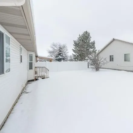 Image 5 - 3794 Meadowbrook Circle, Ammon, ID 83406, USA - Townhouse for sale