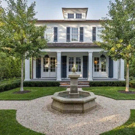 Buy this 7 bed house on 183 Sayres Path in Wainscott, East Hampton
